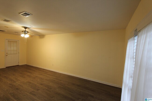 Foto del edificio - 111 Cove Landing