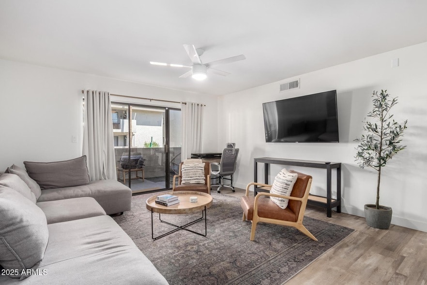 Foto principal - 6480 N 82nd St