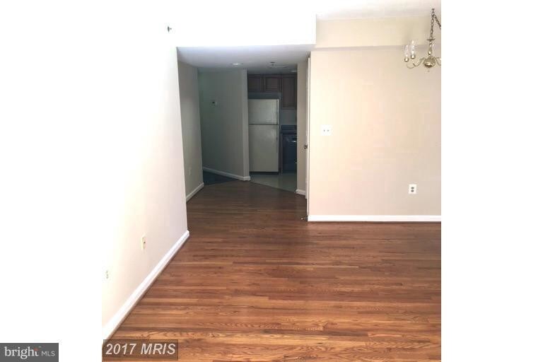 Primary Photo - 610 N West St