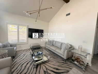 Building Photo - Furnished 2-bedroom, 1-bath Condo in Great...