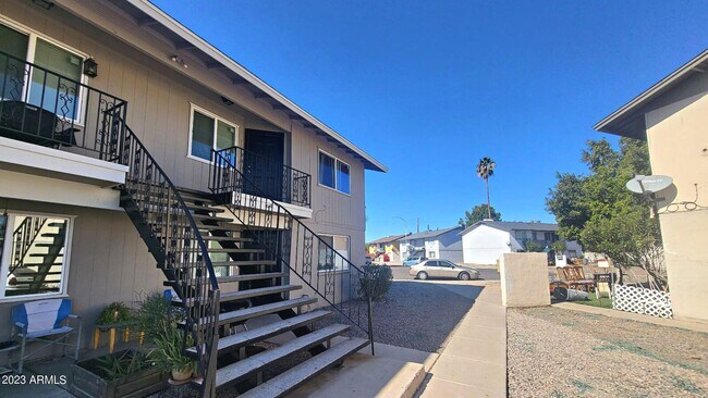 Foto del edificio - 1133 W Dragoon Cir