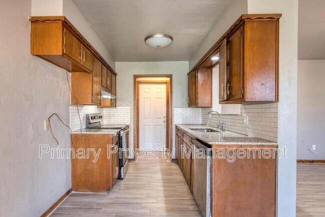 Foto del edificio - 303 Kimberly Ln