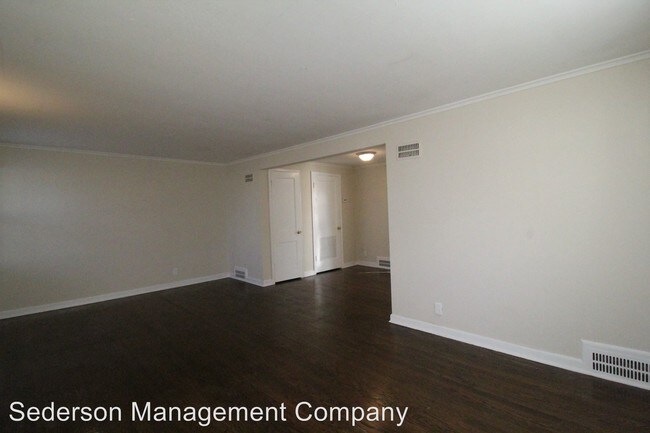 Building Photo - 309 E 27TH Ave