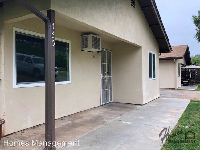 Foto del edificio - 2286 Sunshine Mountain Rd