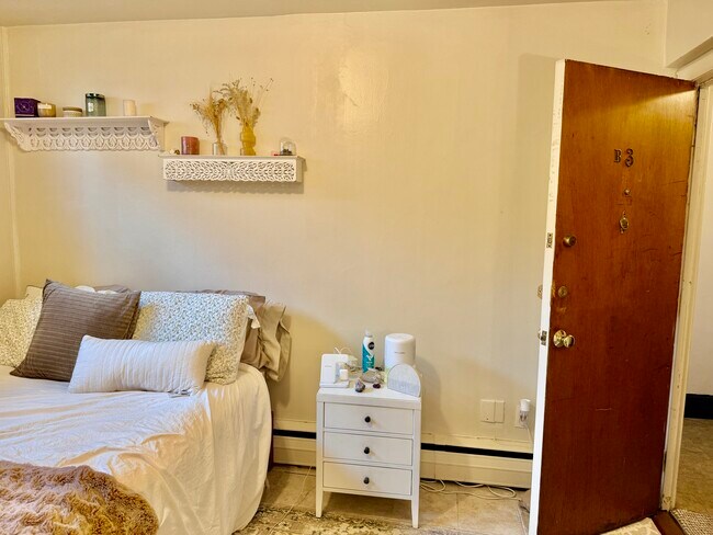 Foto del edificio - 50 Parkman St