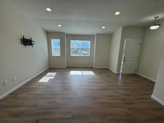 Photo - Stylish 3-Bedroom Townhome with Mountain Views & 2-Car Garage