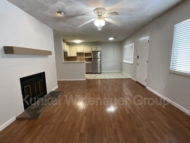 Building Photo - 213 Eagle Ridge