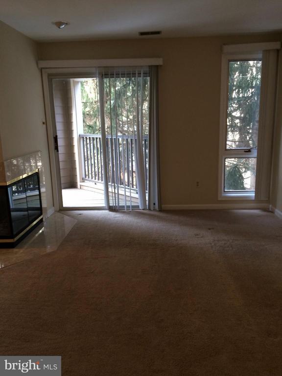 Building Photo - 4986 Dorsey Hall Dr