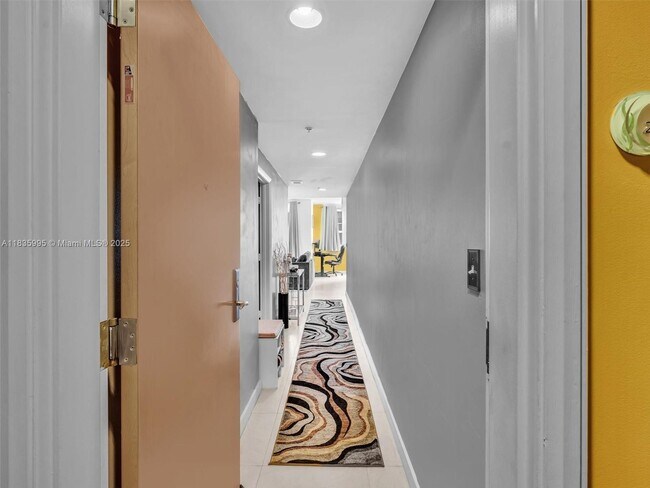 Foto del edificio - 253 NE 2nd St