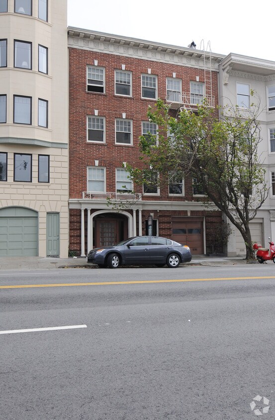Foto principal - 2285 Broadway St