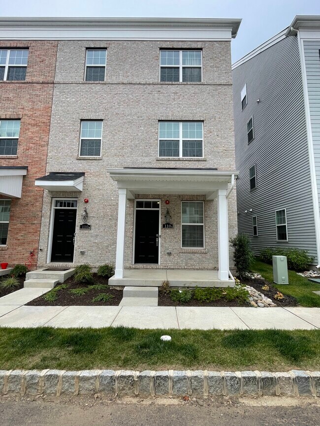 110 King St, Andalusia, PA 19020 Townhome Rentals in Andalusia PA