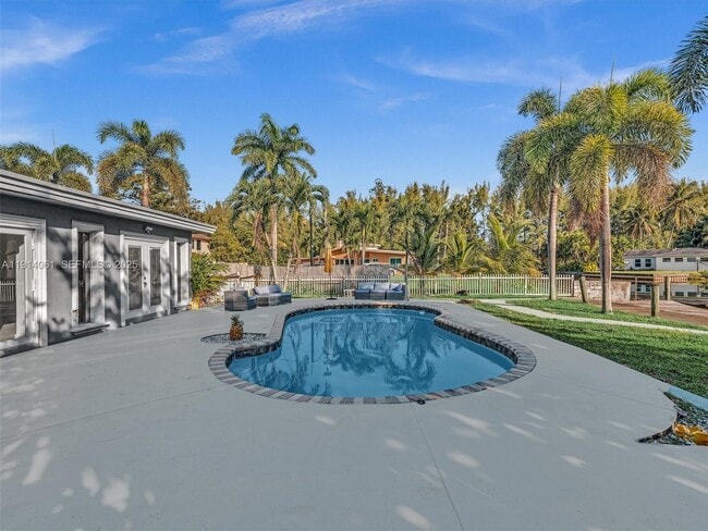 Foto del edificio - 4416 SW 35th Ave