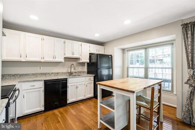 Building Photo - 3032 Braxton Wood Ct