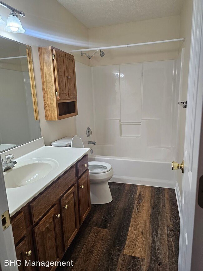 Building Photo - 3 br, 2 bath House - 1025 East Byers Avenue