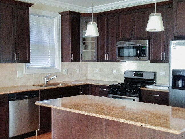 Foto del edificio - 2847 N. Southport