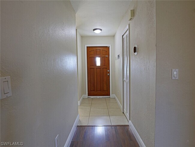 Foto del edificio - 7493 Pebble Beach Rd