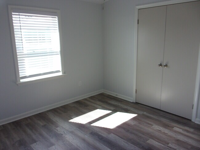 Foto del edificio - 1772 Hester Rd