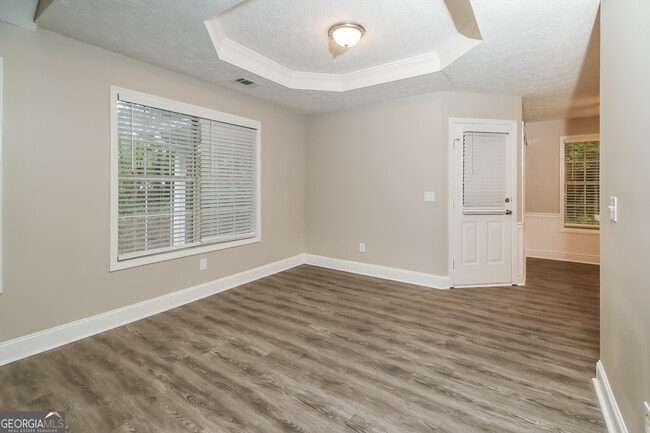 Foto del edificio - 75 Ashton Pl