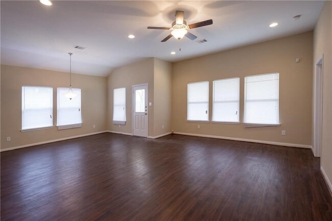 Building Photo - 18702 Shay Ln