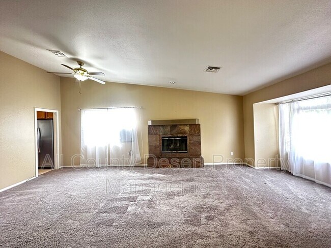 Building Photo - 66613 San Diego Dr