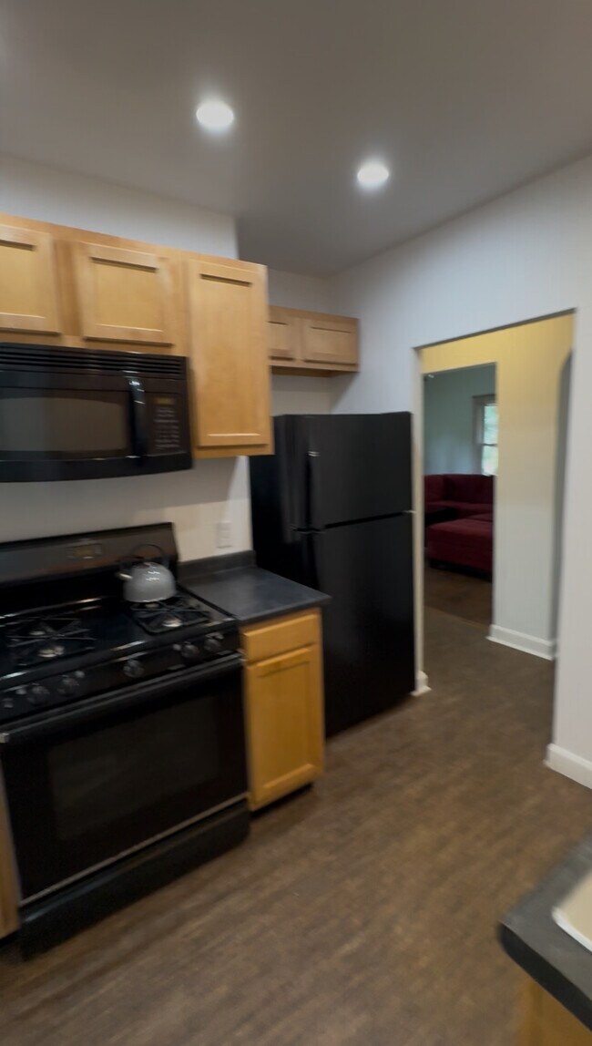 Foto del edificio - 2755 Guilford Ave