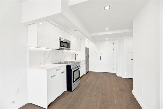 Foto del edificio - 428 E 9th St