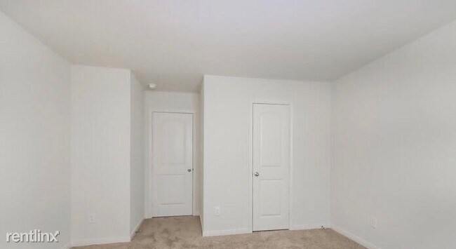 Building Photo - 4 br, 2 bath House - 25507 Greenwood Canyo...