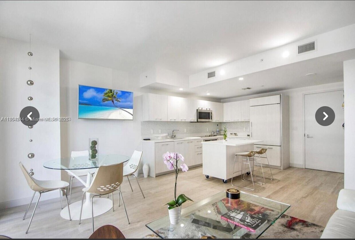 Foto principal - 55 SW 9th St