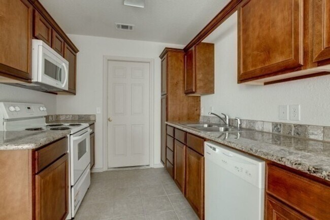 Foto del edificio - 1109-1111 Parkway Trail