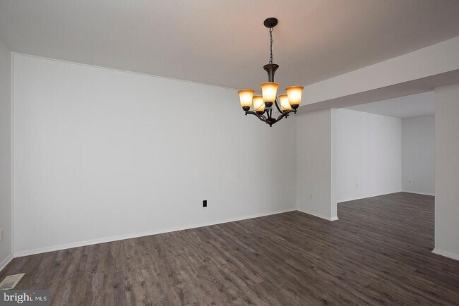 Building Photo - 424 Ingram Ct