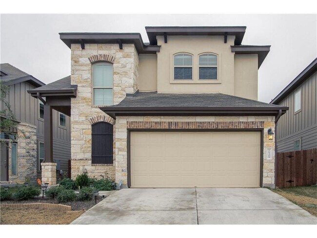 Foto del edificio - 16309 McAloon Way