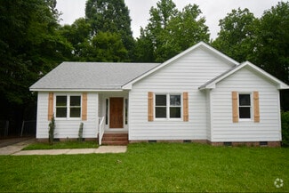Building Photo - 421 Danielle Dr