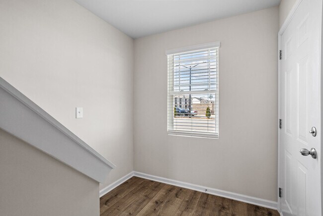 Foto del edificio - 1025 Peony Ln
