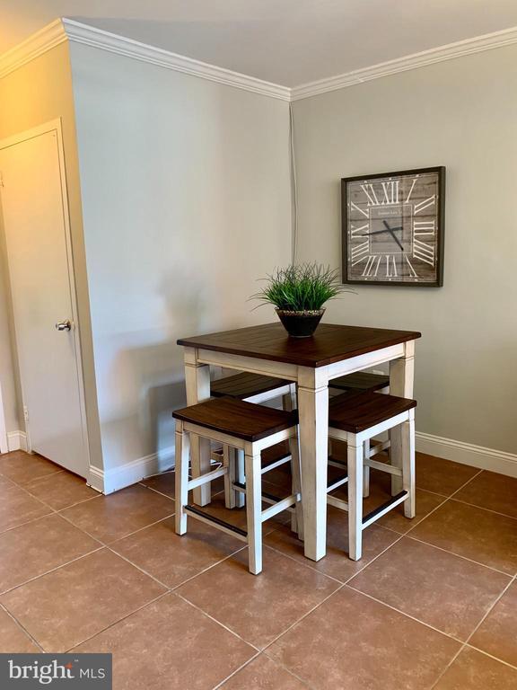 Foto principal - 1121 Arlington Blvd