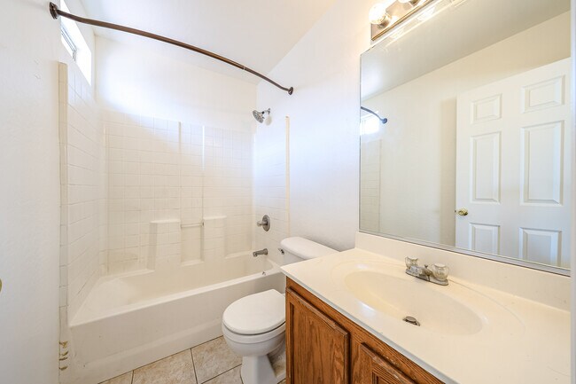 Foto del edificio - 11498 W Shaw Butte Dr