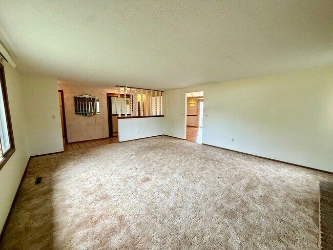 Foto del edificio - 4808 N Franklin Ave