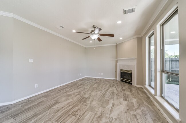 Foto del edificio - 13418 Katy Knoll Ct