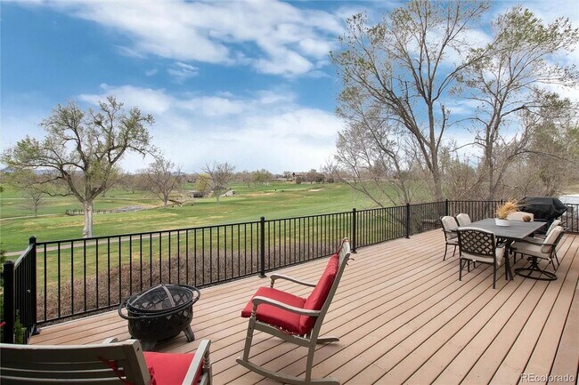 Building Photo - Bright & Airy Home with Luxury Master Suit...