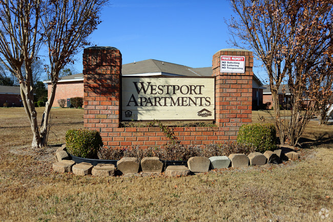 Foto del edificio - Westport Apartments