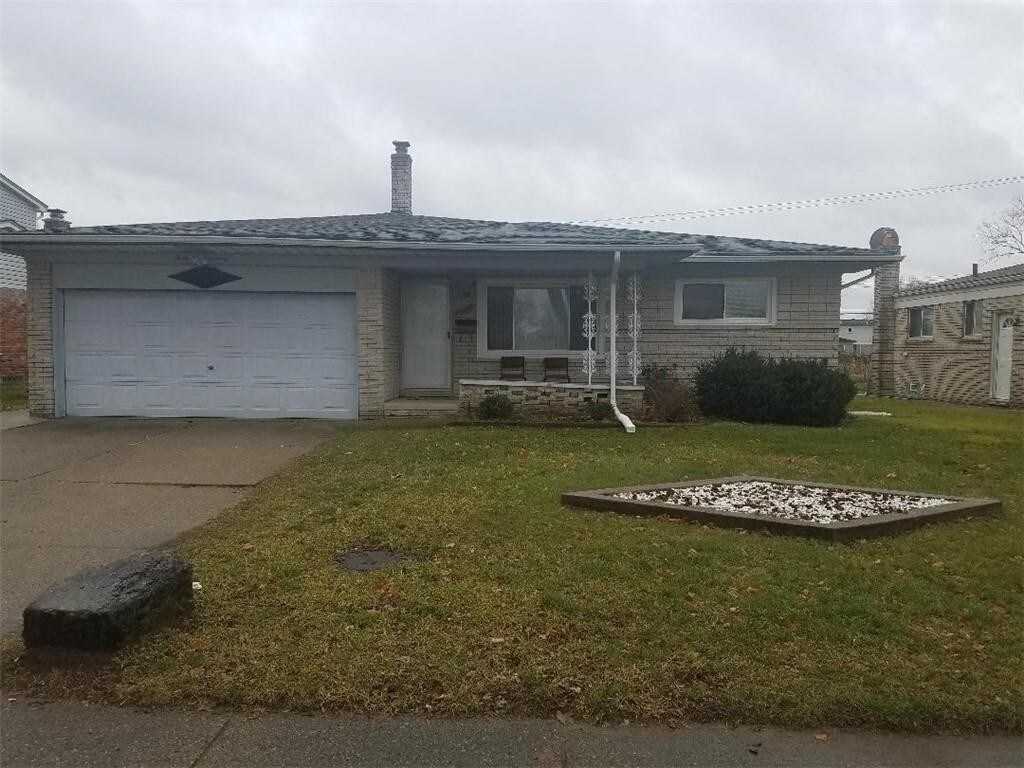 Foto principal - 4970 Dickson Dr