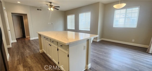 Building Photo - 15863 Birdfeeder Ln