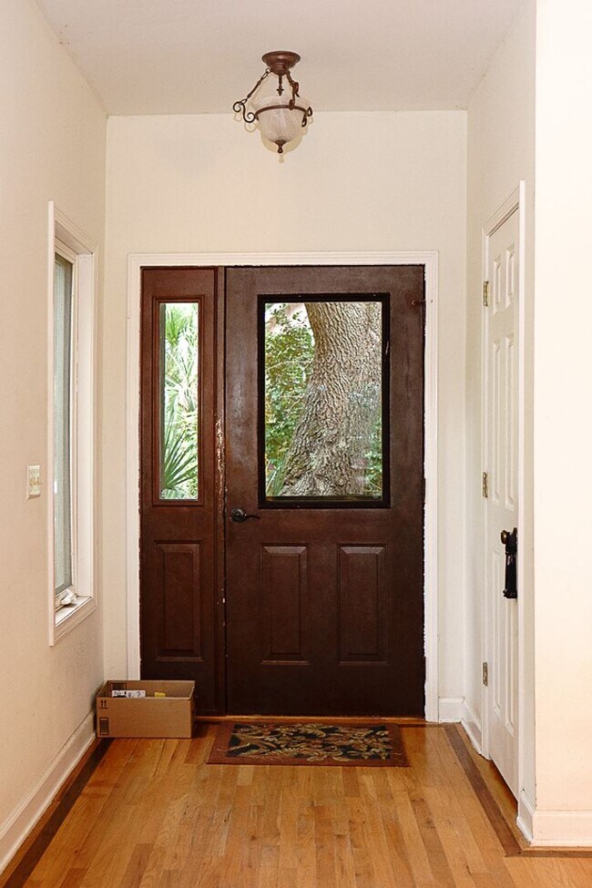 Foto del edificio - Amazing sunsets at this waterfront home