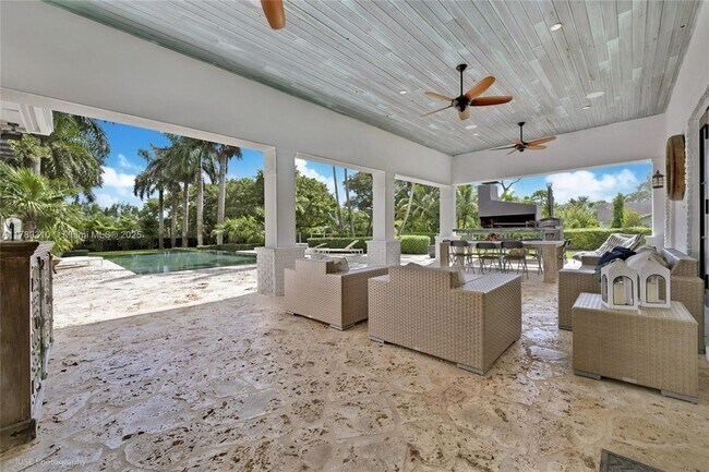 Foto del edificio - 24655 SW 122nd Ave