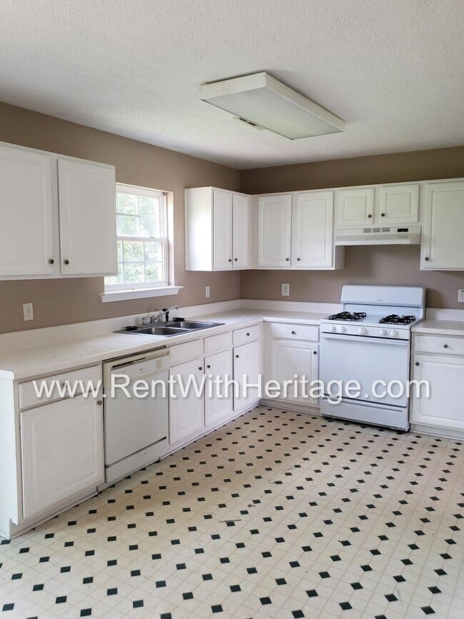 Foto del edificio - 179 Parkview Ln