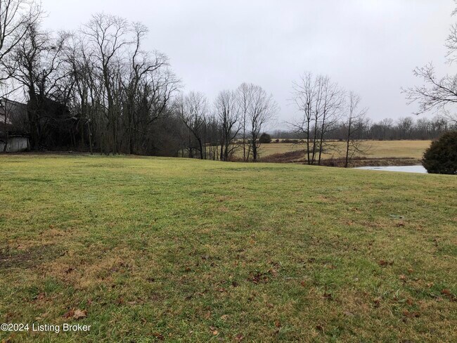 Building Photo - 1595 Waddy Rd