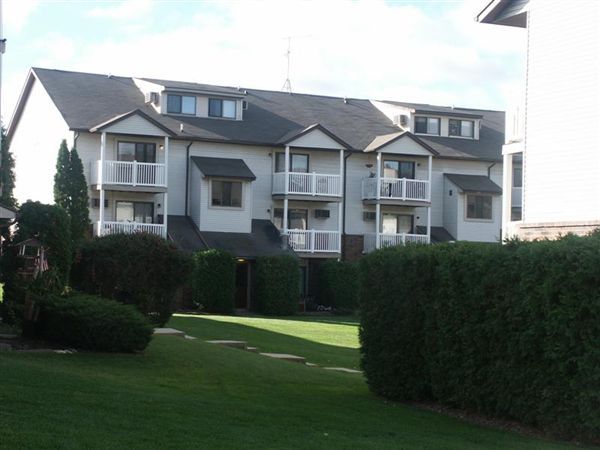 Building Photo - 4243 Forest Creek Ct SE