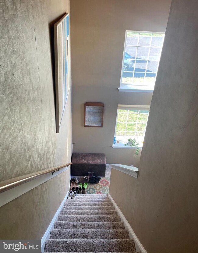 Foto del edificio - 102 Wheatsheaf Ln
