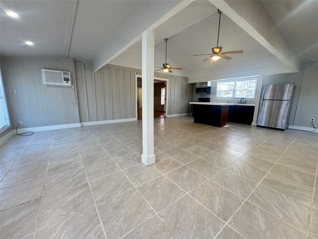 Foto del edificio - 17302 Mathis Rd