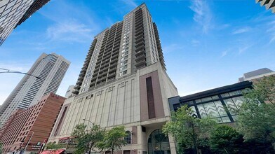 Building Photo - 630 N State St