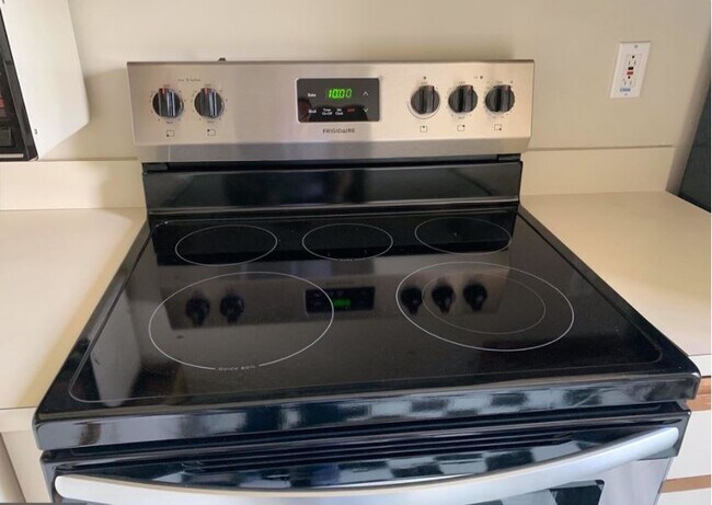 Foto del edificio - 331B Delancey Pl